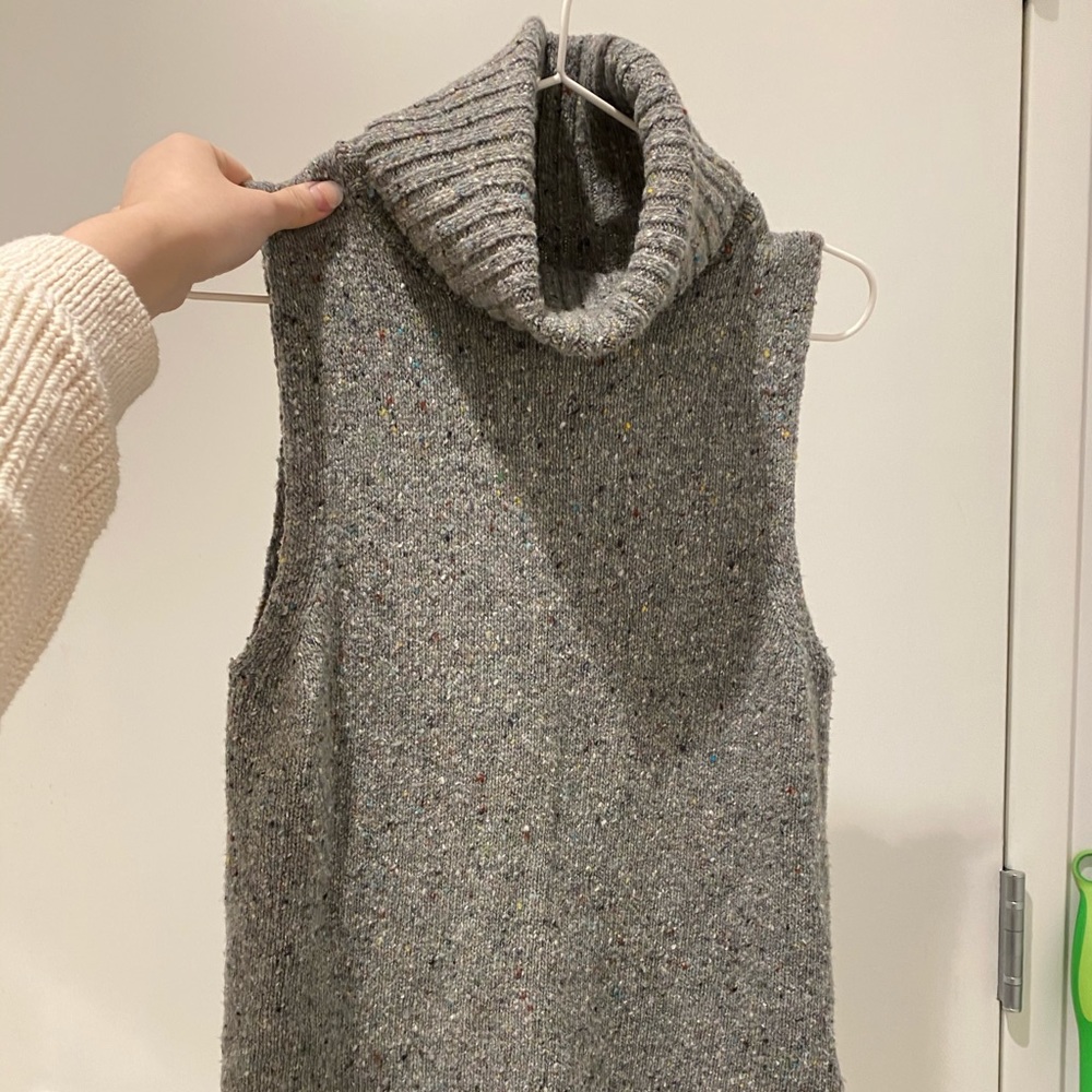 Club Monaco grey wool turtleneck sweater vest